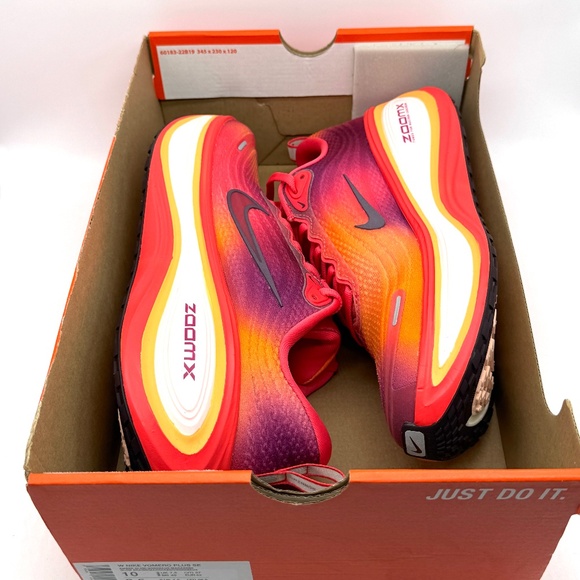 Nike Womens Vomero 18 Plus SE Sunset Shoes Sz 10 New Running IH2091-800 - Picture 9 of 11